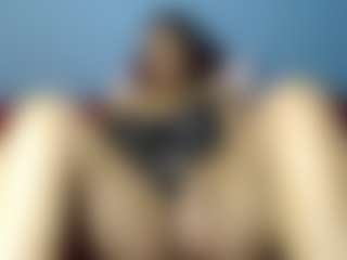 Live cam show with MissMimmi69 - Brown Hair on Fling VIP Chat