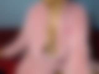 Live cam show with MissMimmi69 - Lush Brown Hair on Uber Horny