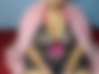 Live cam show with MissMimmi69 - Average on hrnylive.com
