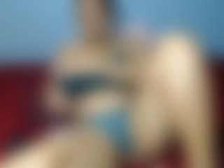 Live-camshow met MissMimmi69 - Average op Camsoda
