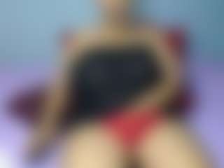 Live cam show with MissMimmi69 - Solo on Camsoda