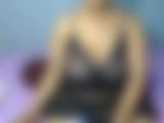 Live cam show with MissMimmi69 - Average on Camsoda