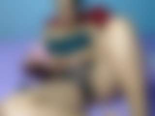 Live cam show with MissMimmi69 - Spank Brown Hair on Camsoda