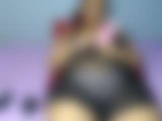 Live cam show with MissMimmi69 - Solo on Camsoda