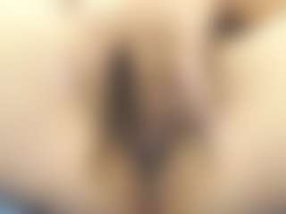 Live cam show with leahbella21 - Thong on chickslive.net