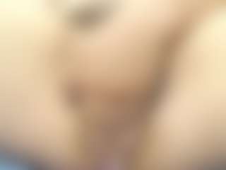 Live cam show with leahbella21 - Thong on Soda Cam