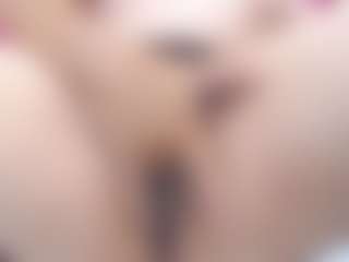 Live cam show with leahbella21 - Double Penetration on camwithhim.com