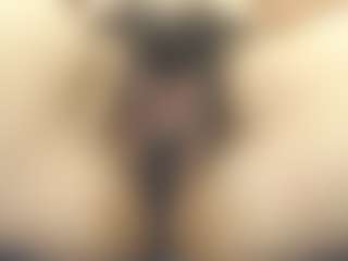 Live cam show with leahbella21 - Double Penetration on Camsoda