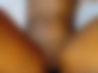 Live cam show with Luckgive - Ebony Petite on SpankPalCams