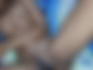 Live cam show with Luckgive - Small Tits on SpunkLive