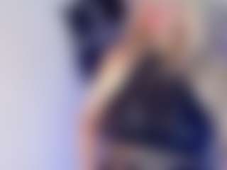 Live cam show with zafiro-56 - Granny MILF on Streamer API