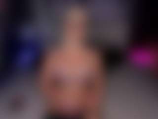 Live cam show with Your Girl - Grey Eyes on livesuperchat.net
