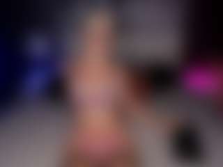 Live cam show with Your Girl - Petite on eurowanks.com | canada