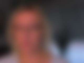 Live cam show with VanessaSoft - Glasses on Streamer API