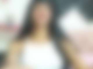 andrea-safeira's Live Sex Cam Show