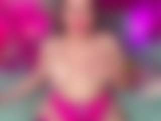 Kendra-love31 MILF webcam performer live streaming