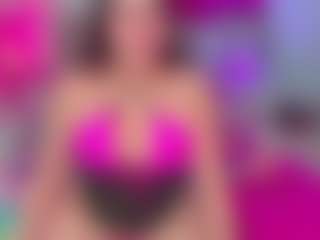 Live cam show with Kendra-love31 - Flashing on CamwithHer
