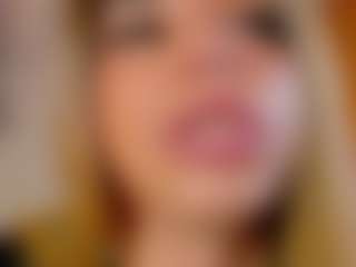 LaDiabla2000's Live Sex Cam Show