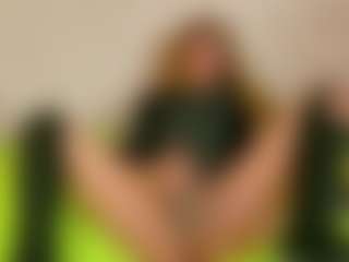 LaDiabla2000's Live Sex Cam Show
