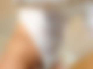 LaDiabla2000's Live Sex Cam Show