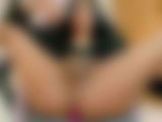 Live cam show with LaDiabla2000 - Teen (18+) on Soda Cam