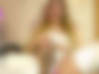 Live cam show with LaDiabla2000 - Red Hair on Camsoda