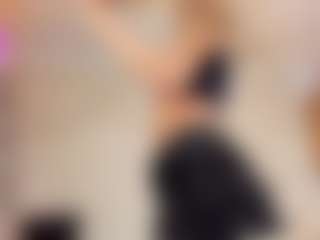 LaDiabla2000's Live Sex Cam Show