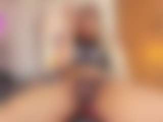 LaDiabla2000's Live Sex Cam Show