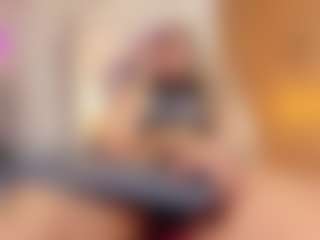 LaDiabla2000's Live Sex Cam Show