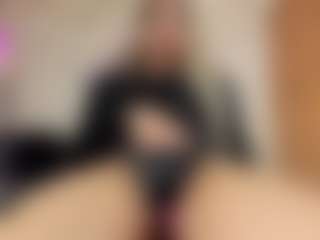 LaDiabla2000's Live Sex Cam Show