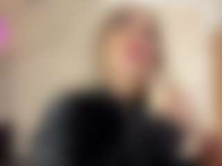 LaDiabla2000's Live Sex Cam Show