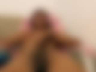 Live cam show with Liamrose1 - Average on Camsoda