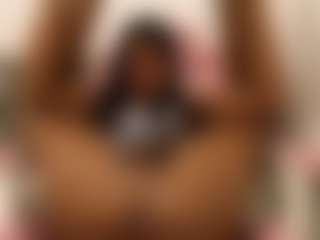 Live cam show with Liamrose1 - Brown Eyes on Uber Horny