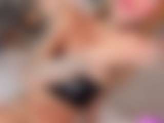 Live cam show with Barbienicolle - Average on Camsoda