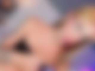 Live cam show with Barbienicolle - Flat Chested on thefappeningchat.com
