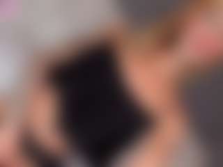 Barbienicolle's Live Sex Cam Show