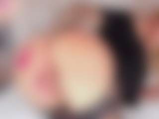 Live cam show with Barbienicolle - Average on SquirtSoMuch