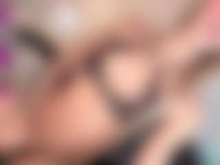 Live cam show with Barbienicolle - Average on Camsoda