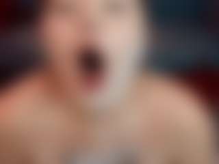 RosieMoons's Live Sex Cam Show