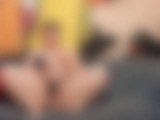 RosieMoons's Live Sex Cam Show