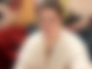 RosieMoons's Live Sex Cam Show