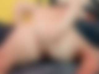 RosieMoons's Live Sex Cam Show