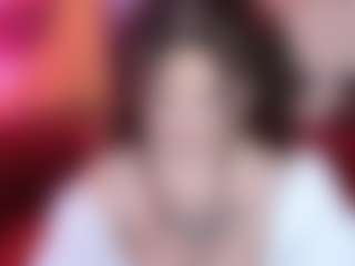 Live cam show with RosieMoons - Spank on TeamSkeetLive