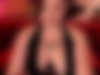 Live cam show with RosieMoons - Big Tits on Camsoda