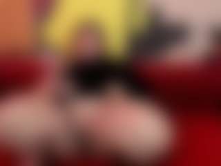 RosieMoons's Live Sex Cam Show