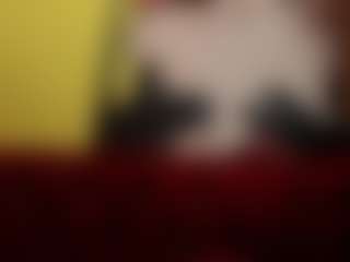 Live cam show with RosieMoons - Anal Toys on hornycams.live