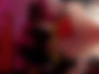 Live cam show with RosieMoons - Big Tits on SpunkLive