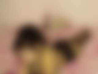 Live cam show with WinniferGonzalez - Nipple Piercings on livesuperchat.net