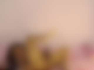 Live cam show with WinniferGonzalez - Bedroom on madthumbs