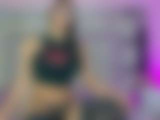 Live cam show with EmmaBruns - Role Play on AdultVida.com